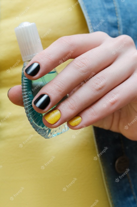 yellow-black-nail-art-67_14 Galben Negru nail art