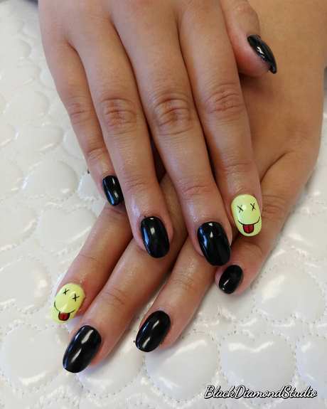 yellow-black-nail-art-67_2 Galben Negru nail art