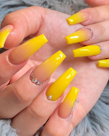 yellow-nail-designs-pictures-13_4 Unghii galbene desene poze