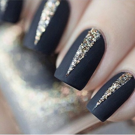 amazing-fake-nails-35_16 Uimitoare unghii false