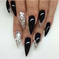 black-and-silver-acrylic-nails-56_17 Unghii acrilice negre și argintii