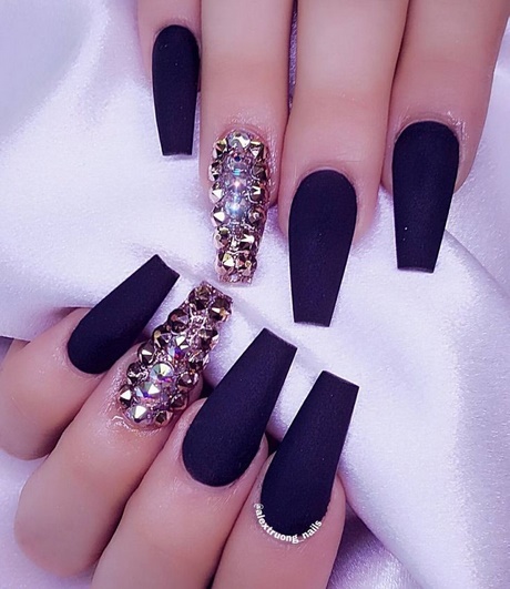 black-nails-with-rhinestones-80_16 Cuie negre cu pietre