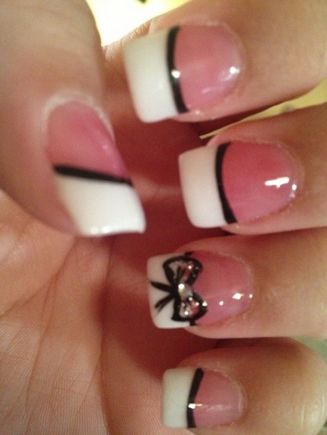 black-pink-and-white-nail-designs-40_14 Negru roz și alb modele de unghii