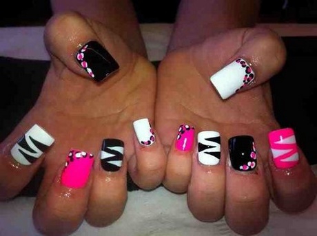 black-white-and-pink-nails-24_13 Unghiile alb - negru și roz