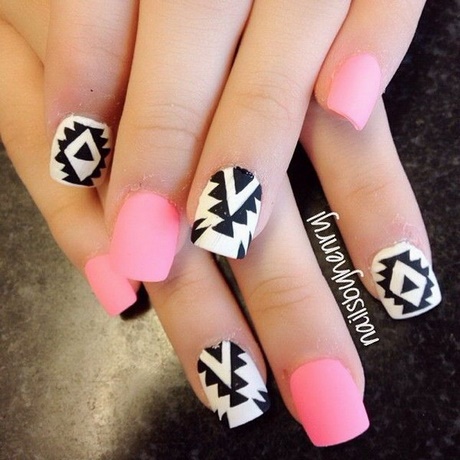 black-white-and-pink-nails-24_18 Unghiile alb - negru și roz
