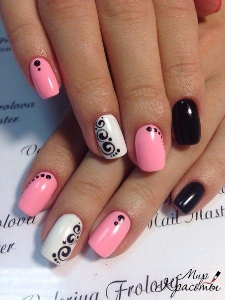 black-white-and-pink-nails-24_5 Unghiile alb - negru și roz