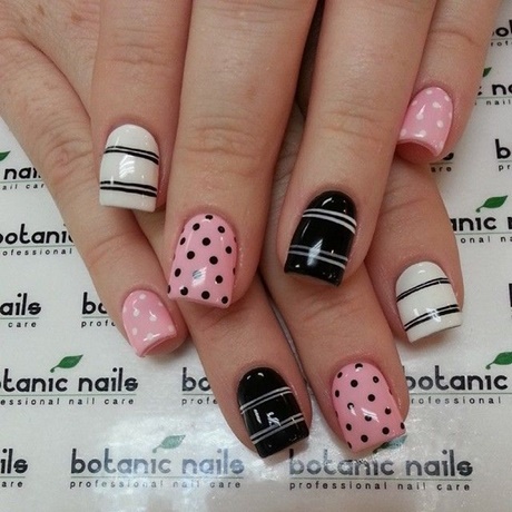 black-white-and-pink-nails-24_9 Unghiile alb - negru și roz