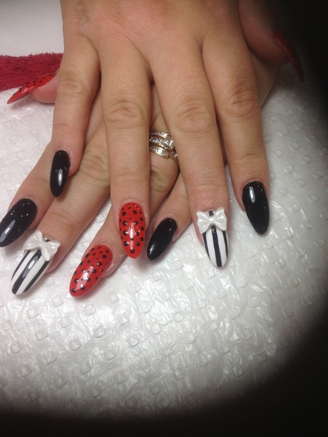 black-white-and-red-nails-40_20 Negru alb și roșu cuie