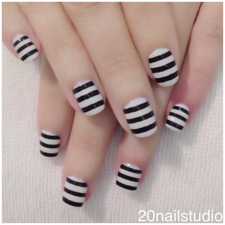 black-white-striped-nails-88_2 Negru alb cu dungi unghii