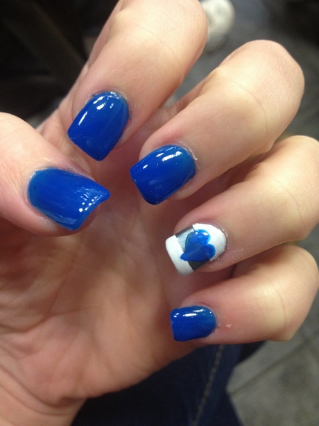 blue-acrylic-nails-01_10 Unghii acrilice albastre