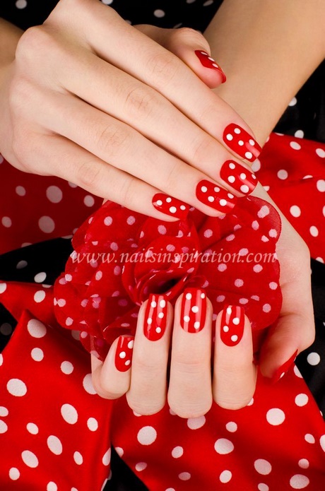 cute-red-nails-49_17 Drăguț unghii roșii
