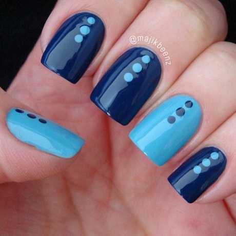 easy-blue-nail-designs-75_8 Modele ușoare de unghii albastre