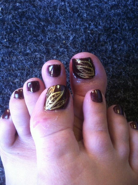 fall-toe-nail-designs-31_9 Modele de unghii Fall toe