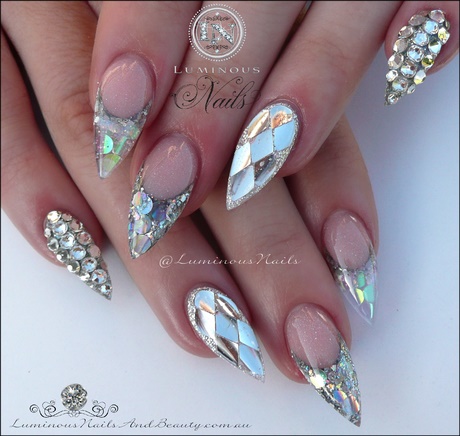 gold-nail-designs-for-acrylic-nails-90_7 Modele de unghii de aur pentru unghii acrilice