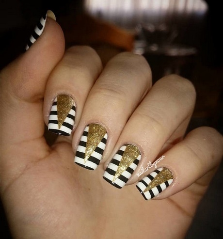 gold-white-and-black-nails-60_20 Aur alb și negru cuie