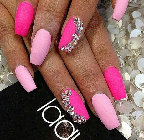 hot-pink-acrylic-nails-85_20 Unghii acrilice roz roz