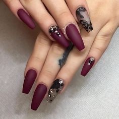 maroon-and-black-nails-17_15 Maro și unghii negre