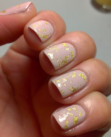 nail-art-gold-leaf-92_5 Nail art frunze de aur