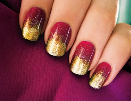 nail-art-in-red-and-gold-79_9 Nail art în roșu și aur