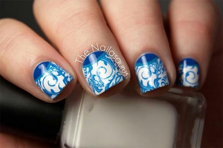 nail-designs-blue-and-white-66_15 Modele de unghii albastru și alb