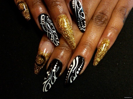 nail-designs-for-black-women-21 Modele de unghii pentru femei negre