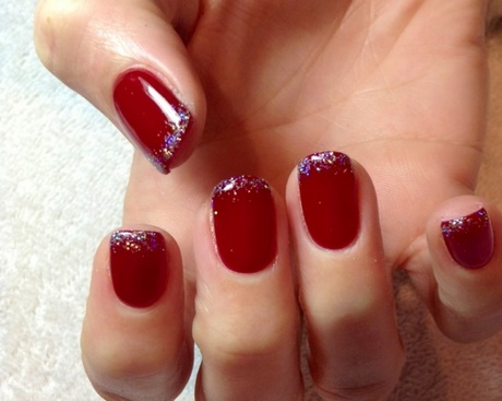 nail-designs-on-red-nail-polish-28_8 Modele de unghii pe lac de unghii roșu