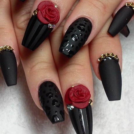 red-and-black-acrylic-nail-designs-73_11 Modele de unghii acrilice roșii și negre