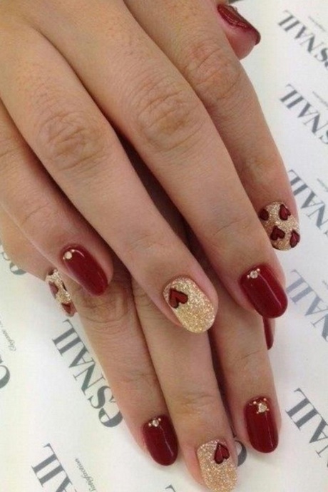 red-fingernail-designs-27_18 Modele de unghii roșii