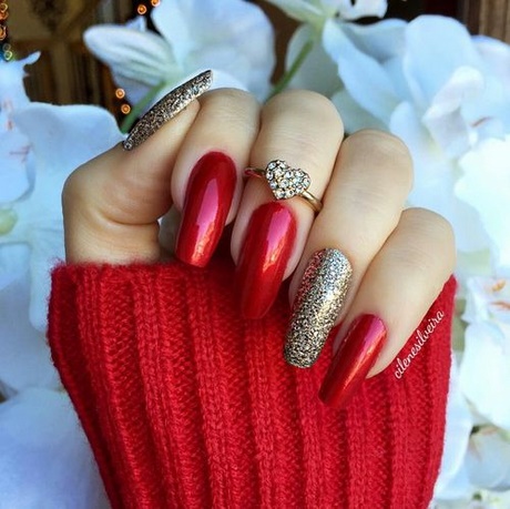 red-glitter-acrylic-nails-05_12 Unghii acrilice cu sclipici roșii