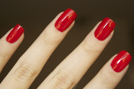 red-nails-manicure-00_7 Manichiura cu unghii rosii
