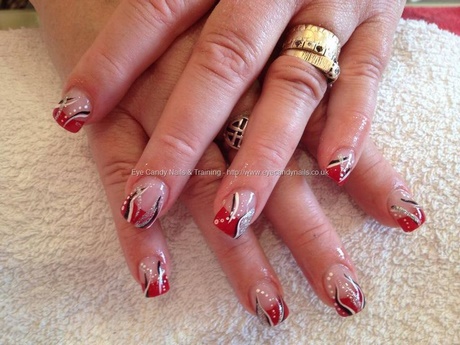 red-white-black-nail-designs-36_17 Roșu alb negru modele de unghii