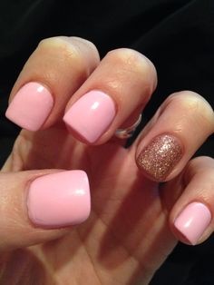 short-pink-acrylic-nails-51_19 Unghii scurte acrilice roz
