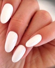 white-fake-nails-38_10 Unghii false albe