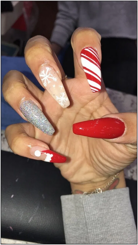 acrylic-christmas-nail-designs-15 Modele acrilice de unghii de Crăciun