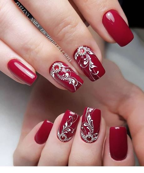 beautiful-red-nail-designs-79_6 Modele frumoase de unghii roșii