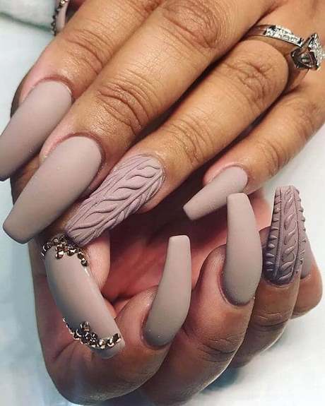 black-and-tan-nail-designs-74_17 Modele de unghii negre și bronzate