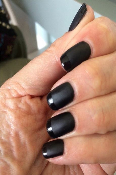 black-gel-nail-polish-designs-00_4 Modele de lacuri de unghii cu gel negru