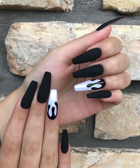 black-nail-designs-for-halloween-21_9 Modele de unghii negre pentru halloween