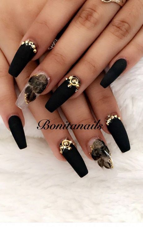 black-nail-designs-with-rhinestones-65_13 Modele de unghii negre cu pietre