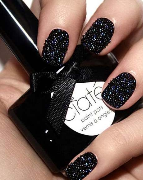 black-nail-designs-with-rhinestones-65_9 Modele de unghii negre cu pietre