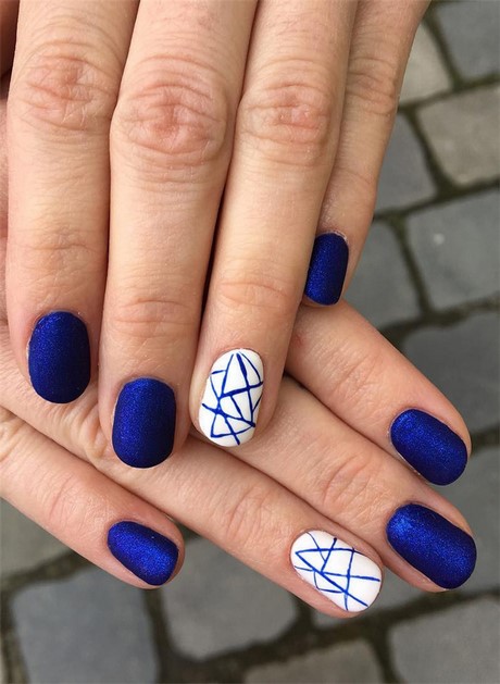 blue-short-nail-designs-45_12 Modele de unghii scurte albastre