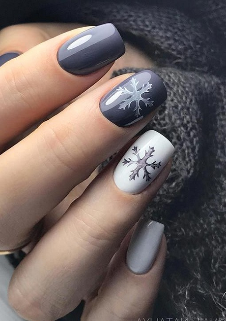 christmas-and-new-year-nail-designs-41 Modele de unghii de Crăciun și de Anul Nou