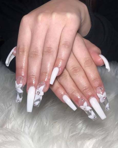 clear-nails-with-white-designs-10_12 Unghii clare cu modele albe