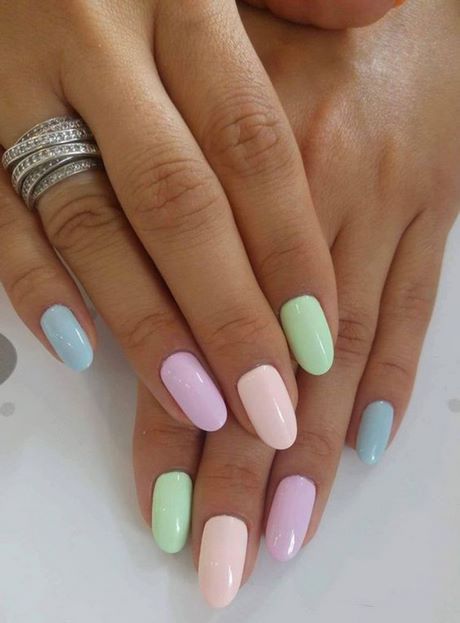 cute-multicolored-nails-83_2 Drăguț unghii multicolore