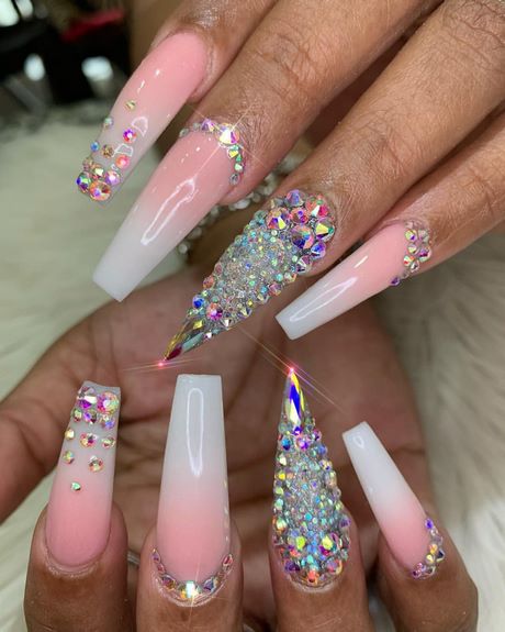 cute-rhinestone-nail-designs-37_8 Drăguț stras unghii modele