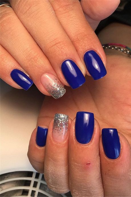 dark-blue-gel-nail-designs-23_3 Modele de unghii cu gel albastru închis