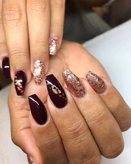 dark-burgundy-nail-designs-49_2 Modele de unghii întunecate de burgundă