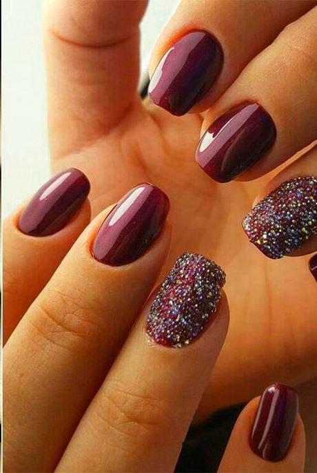 dark-burgundy-nail-designs-49_4 Modele de unghii întunecate de burgundă