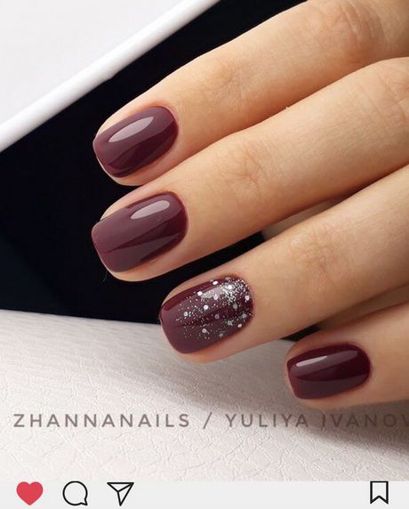 dark-burgundy-nail-designs-49_7 Modele de unghii întunecate de burgundă