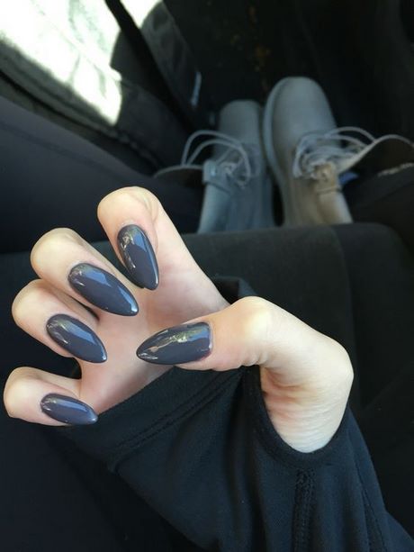 dark-gray-nail-designs-12_2 Modele de unghii gri închis